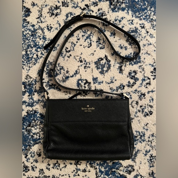 kate spade Handbags - Black Leather Kate Spade Cross Body Purse